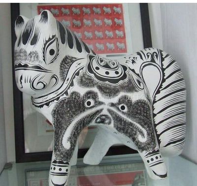 泥塑駿馬 民間工藝品的靈動(dòng)饋贈(zèng)